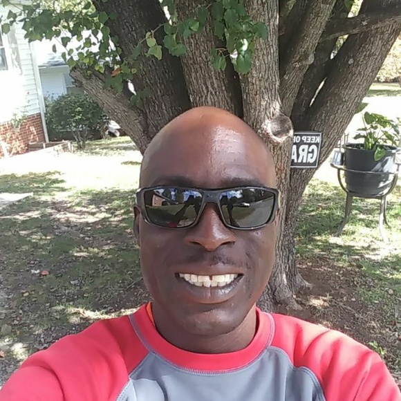 Mens - Picture 4 of 7